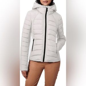 Bernardo hooded quilted water repellent jacket — SIZE XS